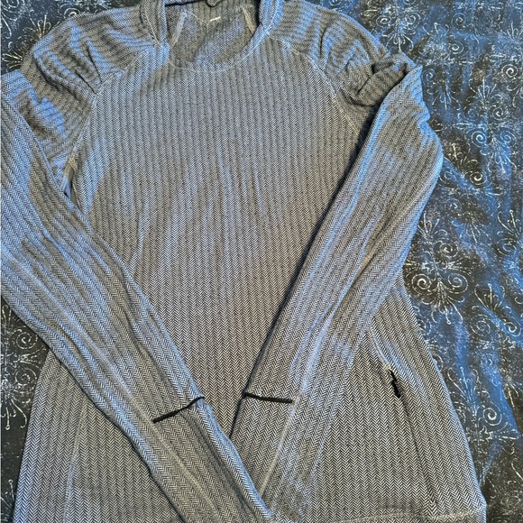 Lululemon worn once - Picture 1 of 4